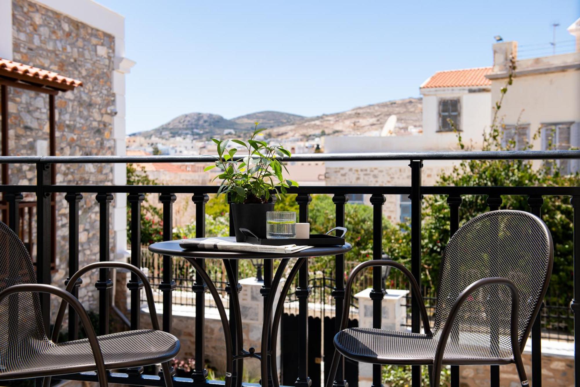 Отель Argini Syros Эрмуполис Экстерьер фото